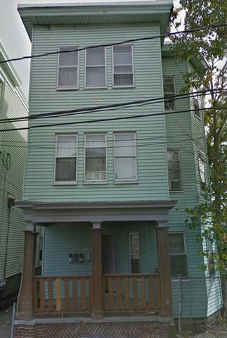 9 Lynn St, Chelsea, MA 02150 exterior