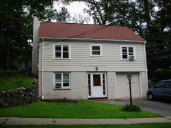 32 Goddard St, Newton, MA 02461 exterior