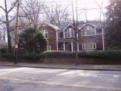 566 Beacon St, Newton, MA 02459 exterior