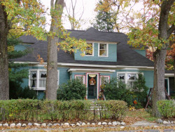 1000 Walnut St, Newton, MA 02461 exterior