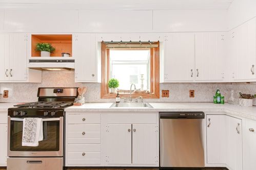 19 Tacoma St, Roxbury-Xing, MA 02136 exterior