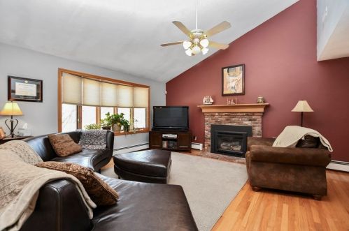 28 Orchard Hill Dr, Rutland, MA 01543 exterior