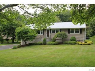 710 Mill Hill Ter, Southport, CT 06890 exterior