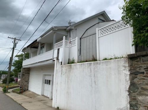 56 Carter St, Killingly, CT 06239 exterior