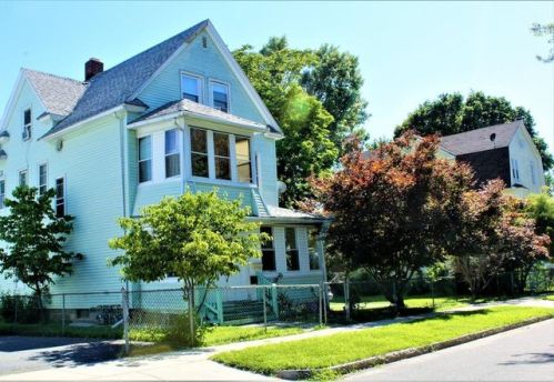15 Clayton St, Springfield, MA 01107 exterior