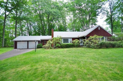 12 Washington Ridge Rd, East-Granby, CT 06026 exterior