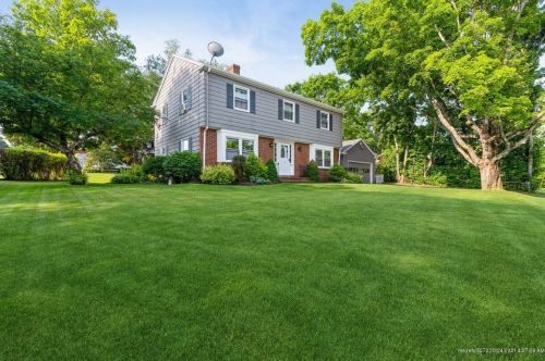 9 Roberts St, Biddeford, ME 04005 exterior