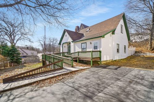 109 Penobscot St, Rumford, ME 04276 exterior