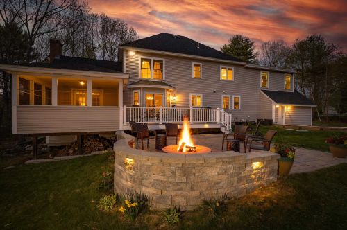 20 Wiggin Way, Stratham, NH 03885 exterior