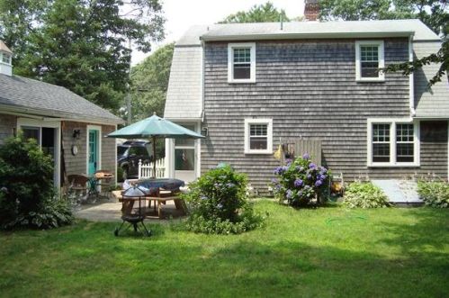 110 Teaticket Path, Teaticket, MA 02536 exterior