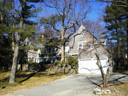 10 Estabrook Rd, Newton, MA 02465 exterior