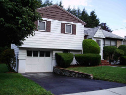 260 Spiers Rd, Newton, MA 02459 exterior