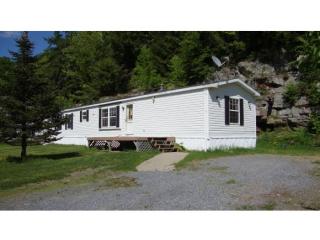 2703 Lower Notch Rd, Starksboro, VT 05443 exterior