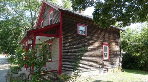 22 Bitgood Vlg, Moosup, CT 06354 exterior