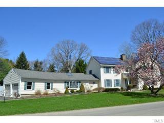 4 Clearview Ave, Bethel, CT 06801 exterior