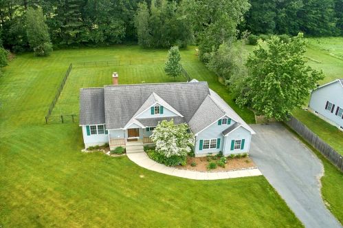 18 Clark Ln, Loudville, MA 01027 exterior