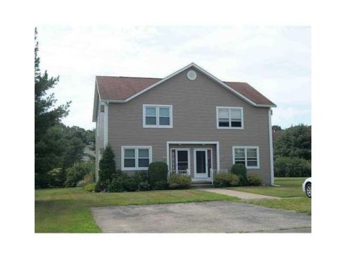 77 Quannacut Rd, Westerly, RI 02891 exterior