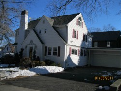 524 Parker St, Newton, MA 02459 exterior