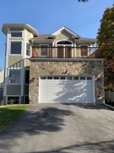 13 Harold Ter, Newton, MA 02465 exterior