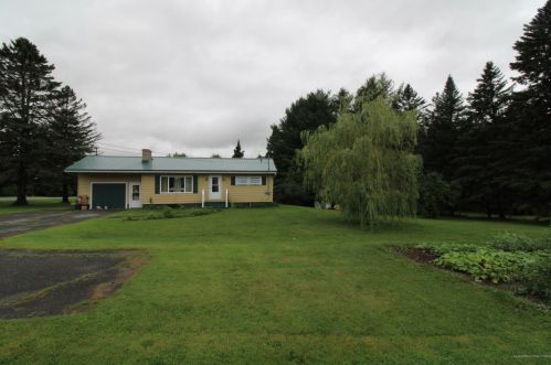 16 Main St, Fort-Fairfield, ME 04742 exterior