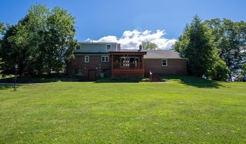 1393 Piper Rd, West-Springfield, MA 01089 exterior