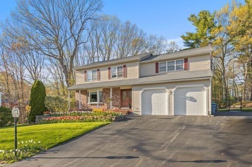 3 Marvel Ave, Burlington, MA 01803 exterior