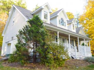 17 Partridge Dr, Wolfeboro, NH 03894 exterior