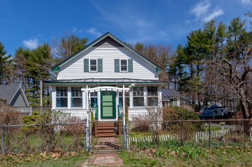 44 Boody St, Brunswick, ME 04011 exterior