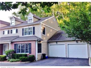 56 Redspire Ct, Bridgeport, CT 06611 exterior