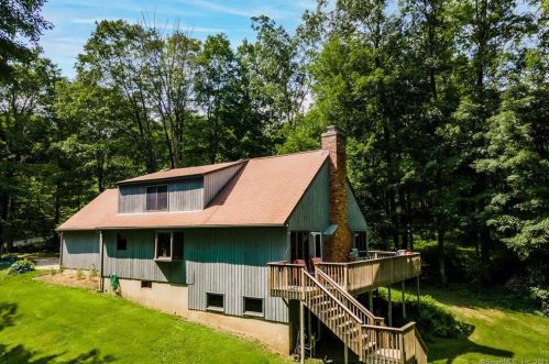 78 Old Forge Hollow Rd, Litchfield, CT 06750 exterior