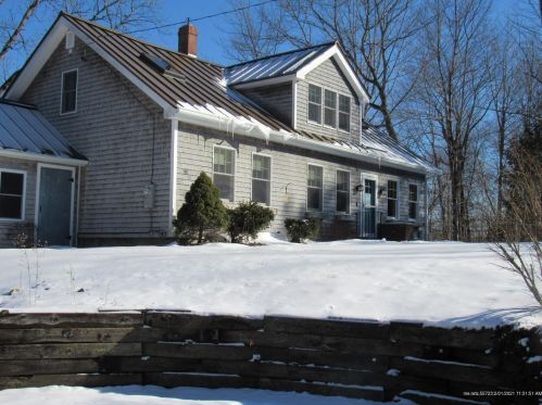 63 Bowden Point Rd, Prospect, ME 04981 exterior