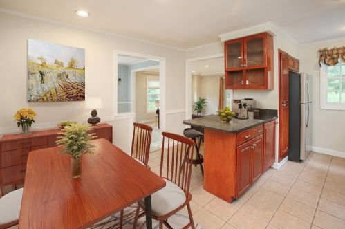 19 Spring Rd, Weston, MA 02493 exterior