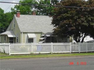 142 Wall St, Meriden, CT 06450 exterior