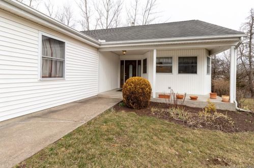 12 Scherer Ln, Windsor, CT 06095 exterior