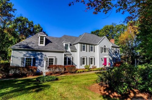 26 Mudry Farm Rd, Brookfield Center, CT 06804 exterior