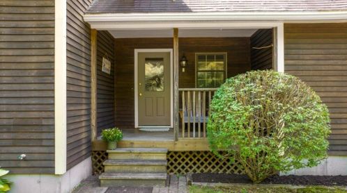 205 Egypt Rd, Raymond, ME 04071 exterior