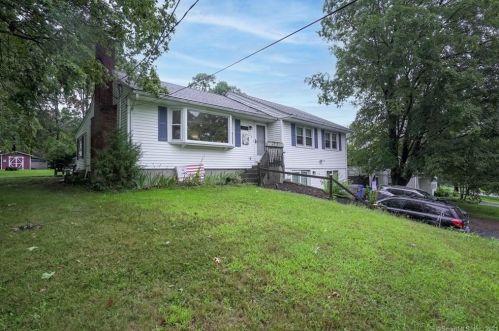 135 Circle St, Bristol, CT 06010 exterior