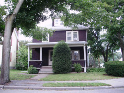 279 Cherry St, Newton, MA 02465 exterior