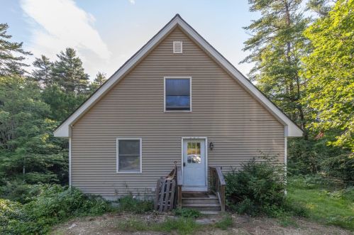 110 Colby Rd, Tilton, NH 03276 exterior