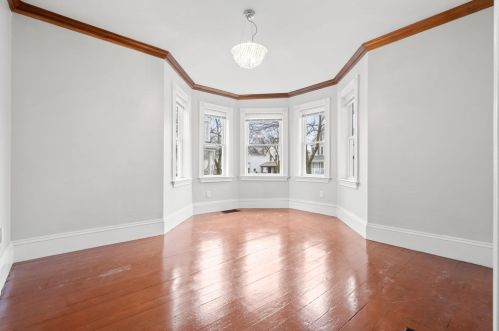33 Longfellow St, Roxbury Xing, MA 02122 exterior