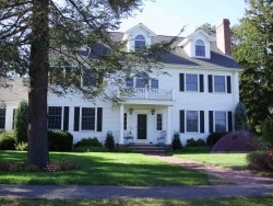 103 Stanton Ave, Newton, MA 02466 exterior