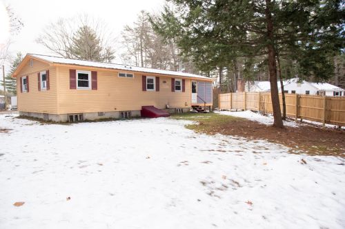 8 Abbott Ln, Ossipee, NH 03864 exterior