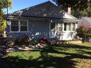 153 Brookfield St, Manchester, CT 06040 exterior