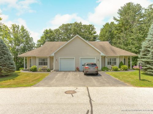 4 Orange Pippin Dr, Old-Orchard-Beach, ME 04064 exterior