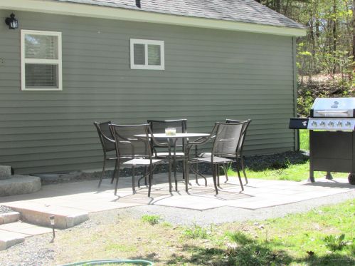 13 Grist Mill Rd, Franklin, ME 04634 exterior