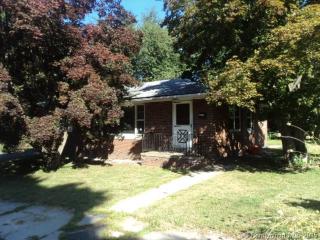 108 Pilgrim Ave, Waterbury, CT 06704 exterior