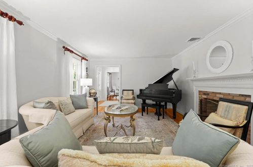 174 Mariomi Rd, New-Canaan, CT 06840 exterior