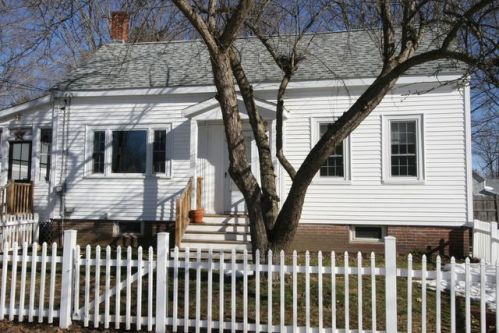 648 Silver St, Portsmouth, NH 03869 exterior