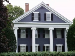1734 Beacon St, Newton, MA 02468 exterior