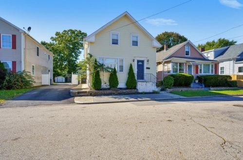 25 Sibyl St, Providence, RI 02909 exterior